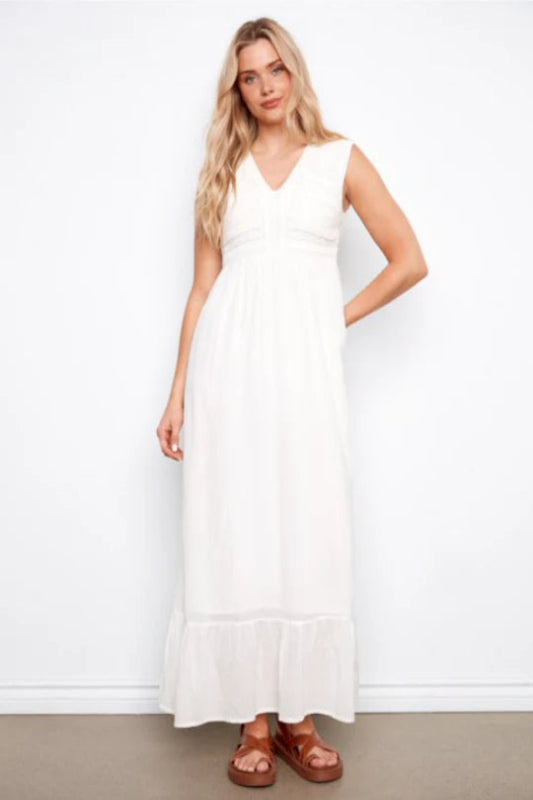 OCCASION-WORTHY APPLIQUÉ DETAIL BODICE EMPIRE WAIST DRESS – A La Mode