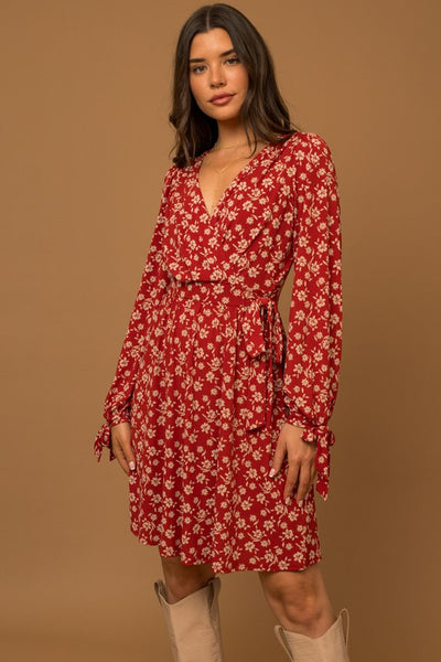 SMALL FLORAL PRINT WAIST TIE SURPLICE DRESS