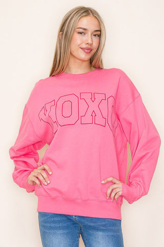 SOFT XOXO PRINT KNIT GRAPHIC SWEATSHIRT