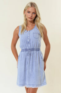 SUN KISSED SCOOP NECK FRAYED HEM DENIM HENLEY MINI DRESS