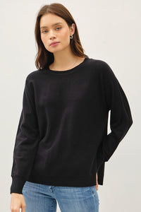 SOFT SOLID CLASSIC KNIT SWEATER W/SIDE SLIT