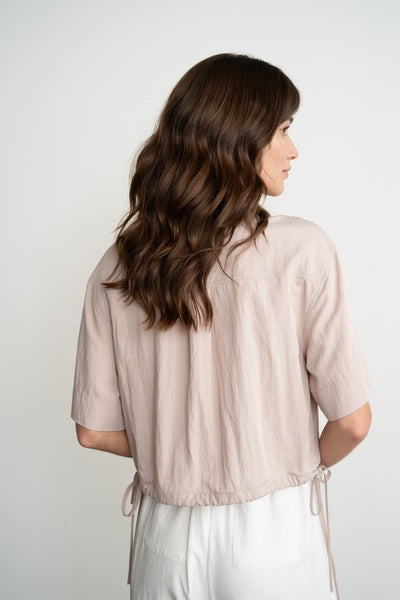 SEMI SHEER BUTTON FRONT DRAWSTRING HEM SS SHIRT