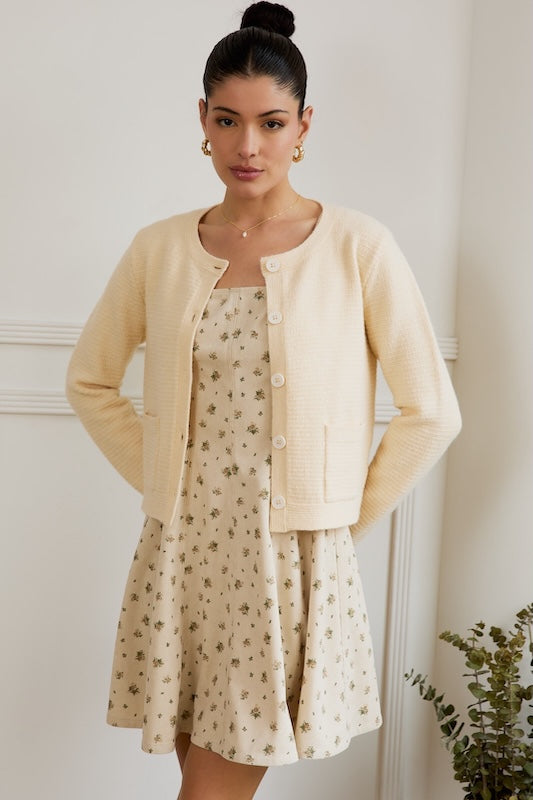 LIGHT WEIGHT AND COZY BUTTON UP LONG-SLEEVE SWEATER CARDIGAN