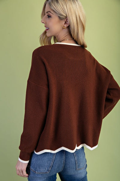 MODERN AND PLAYFUL KNIT SWEATER