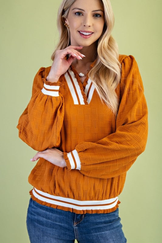 FEMININE AND POLISHED TEXTURED V-NECK TOP WITH COLLAR