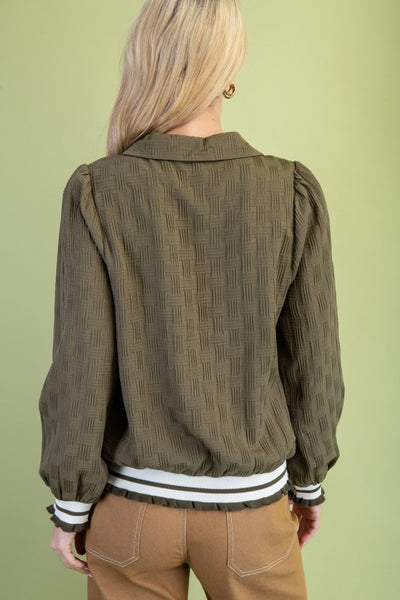 FEMININE AND POLISHED TEXTURED V-NECK TOP WITH COLLAR