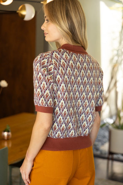 TIMELESS KNIT ABSTRACT PRINTED SHORT SLEEVE TOP
