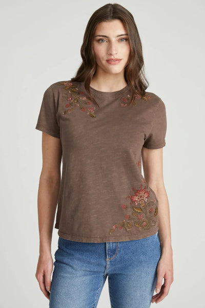 Driftwood Rosevine embroidered t-shirt
floral embroidered cotton tee women
vintage wash embroidered crew neck tee
brown garment dyed t-shirt women
relaxed fit embroidered tee boutique
rosevine floral embroidery top women
artisan embroidered casual tee women
100% cotton embroidered t-shirt women
Driftwood denim embroidered top
boho floral embroidered short sleeve tee