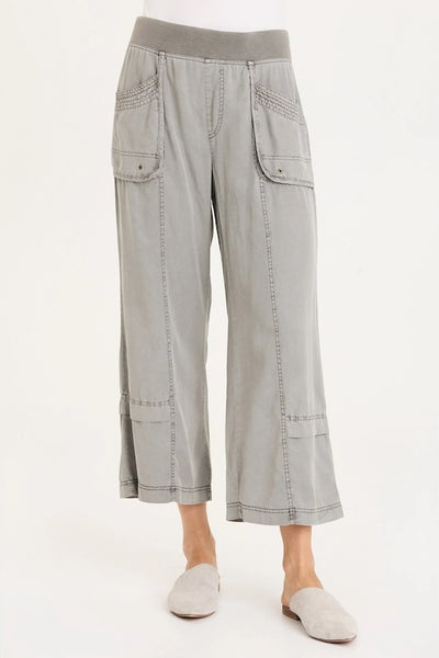 CASUAL-CHIC WIDE LEG GAUCHO PANTS