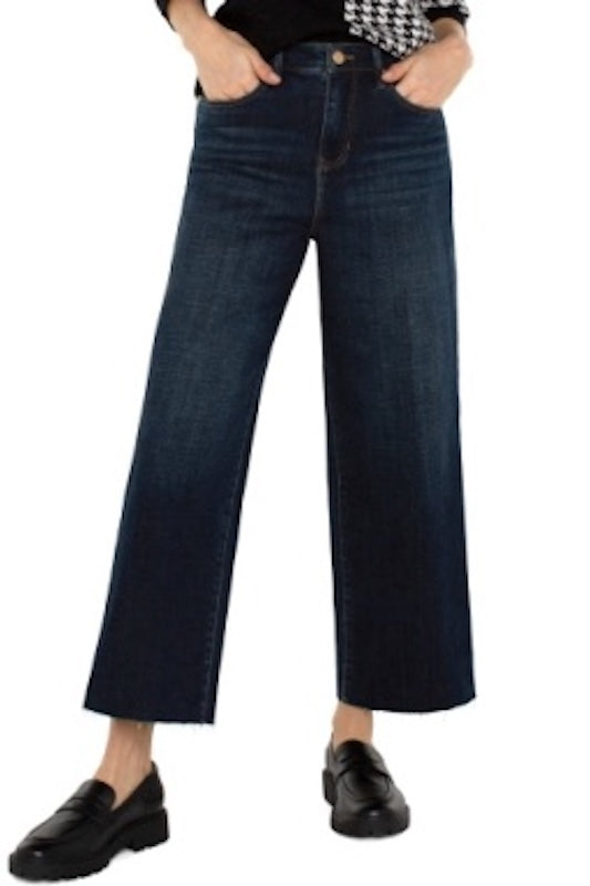 EVERYDAY ESSENTIAL STRIDE HIGH RISE CROP JEAN WITH WIDE CUT HEM 26" INSEAM