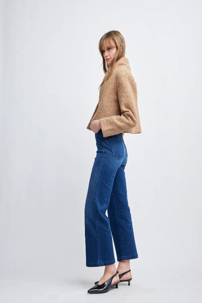 Side view showing the cropped length and textured finish of the pecan Zoey jacket;Self Contrast Zoey crop jacket; pecan cropped jacket for women; women’s textured crop jacket; pecan fall jacket; cropped jacket for layering; women’s neutral cropped jacket; textured jacket with long sleeves; Self Contrast pecan jacket; short jacket for jeans.