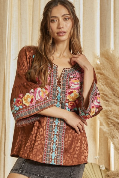 EMBROIDERED SPLIT NECK PRINTED BELL SLEEVE TOP