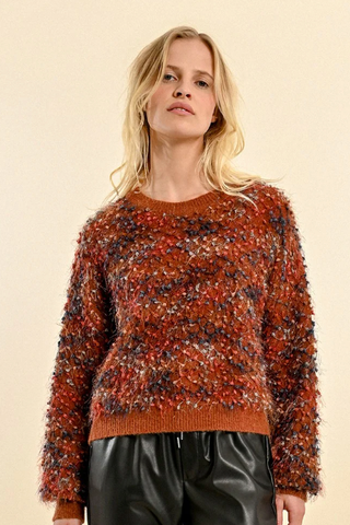 BEAUTIFUL TEXTURED MIXED THREAD KNIT SWEATER