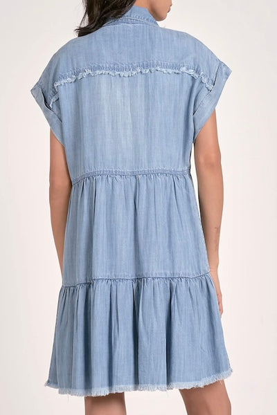 FLOWY AND FLATTERING DENIM BLUE TIERED DRESS WITH RUFFLE DETAIL
