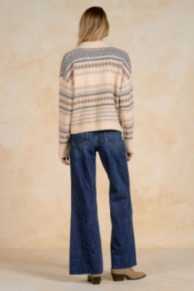 women’s V-neck collared sweater
Elan V-neck sweater
women’s collared sweater
off-white patterned sweater
tan and blue sweater for women
women’s soft knit sweater
polished casual sweater
versatile women’s sweater
V-neck sweater for work
women’s sweater for jeansBack view of Elan off-white V-neck collared sweater with tan and blue pattern