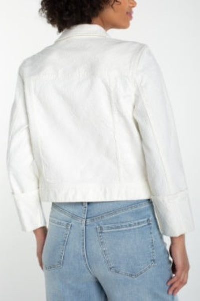 FLATTERING LIVERPOOL CROPPED JACKET WITH BRACELET LENGTH CUFFED SLEEVES