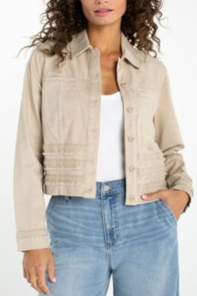 FLATTERING SILHOUETTE LIVERPOOL TRUCKER JACKET W/ FRAY AND LACE