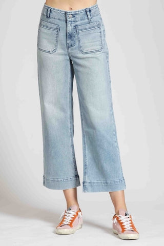 Light wash cropped wide leg denim with patch pockets.