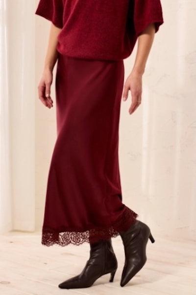 satin midi skirt with lace hem
cherry red satin skirt women
lace trim midi skirt elegant
fluid satin skirt day to night
women's midi skirt lace detail
high sheen satin skirt outfit
romantic midi skirt fall fashion
Tribal satin skirt cherry lacquer
dressy midi skirt women's fashion
lace hem skirt holiday outfit